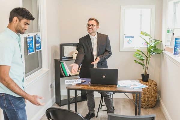 How Can Adaptation to Technological Change Enhance UK Business Services?